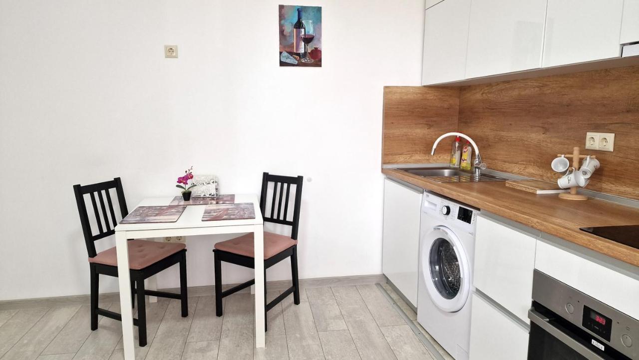 Lola Seaview Guest House. Уютный Домик В Варне Varna Eksteriør bilde
