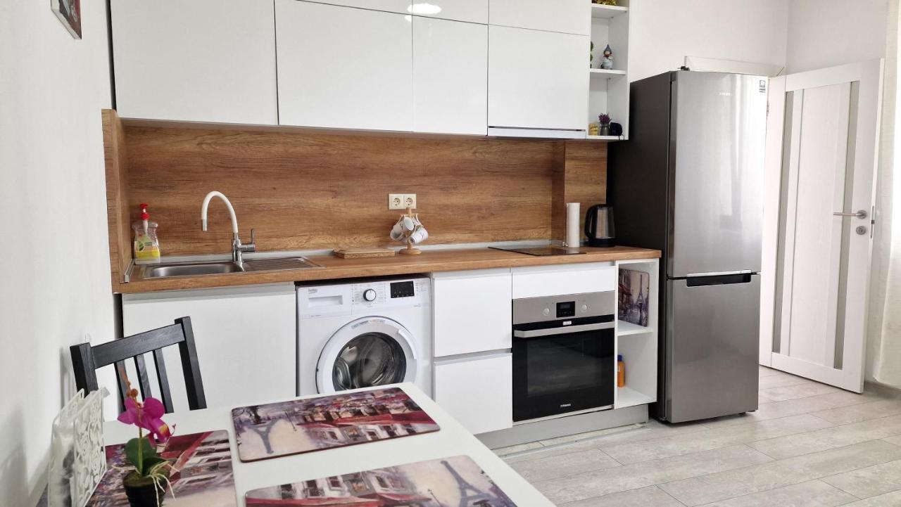 Lola Seaview Guest House. Уютный Домик В Варне Varna Eksteriør bilde